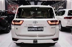 تۆیۆتا لاند کروزەر